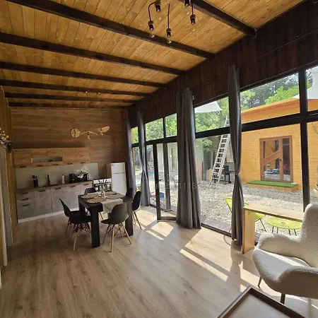 مكان تخييم Forest Waves Bungalo - еко