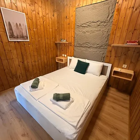 مكان تخييم Forest Waves Bungalo - еко سوزوبول