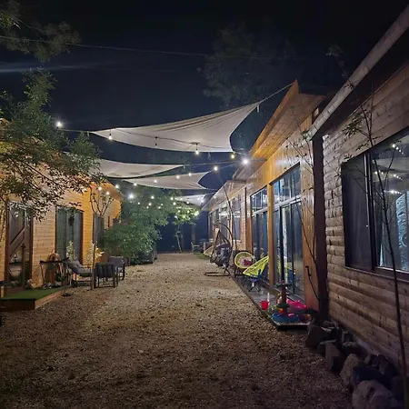 Forest Waves Bungalo - еко مكان تخييم *