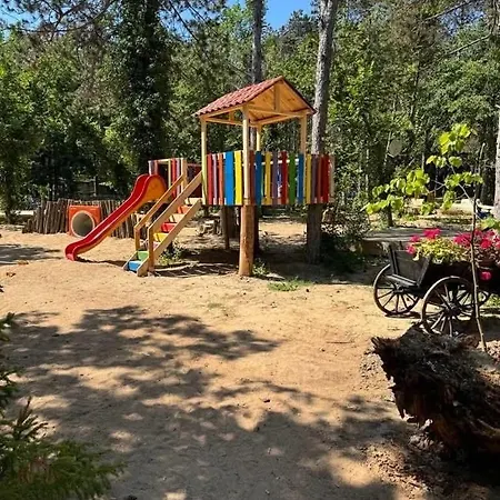 Forest Waves Bungalo - еко مكان تخييم
